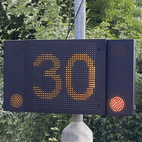 MS1 Sign - Displaying 30mph - High Speed signs