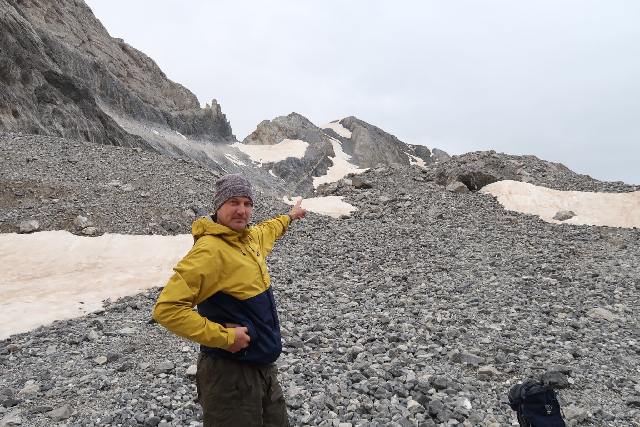 Captain Cload and The Summit